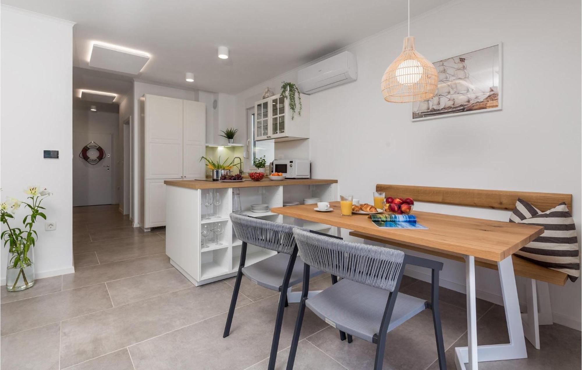Amazing Apartment In Mali Losinj With Wifi Exterior foto